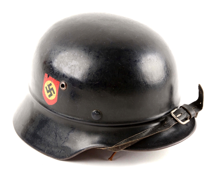 WWII GERMAN POLICE M40 DOUBLE DECAL HELMET.