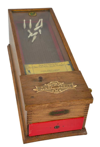 1¢ EXHIBIT SUPPLY CO. AUTOMATIC BOWLING ALLEY ARCADE GAME.