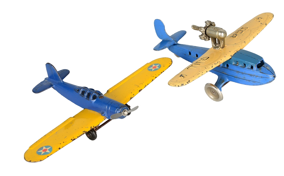 LOT OF 2: AIRPLANE TOYS.