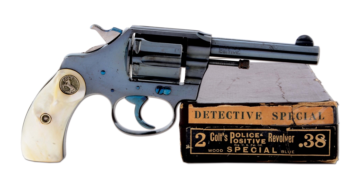 (C) EXTREMELY FINE COLT POCKET POSITIVE MODEL .32 CALIBER REVOLVER WITH PEARL GRIPS (1907).
