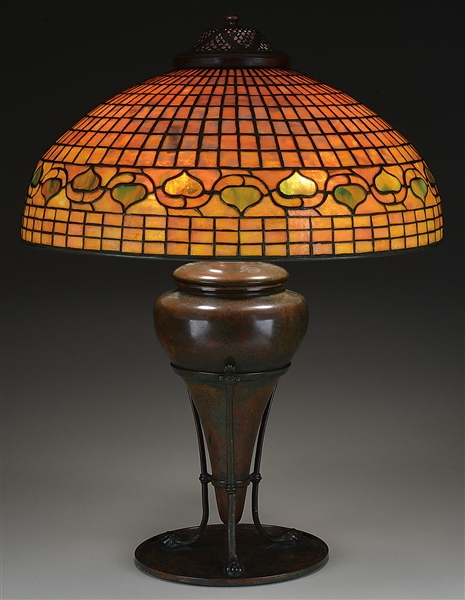 TIFFANY STUDIOS ACORN TABLE LAMP                                                                                                                                                                        