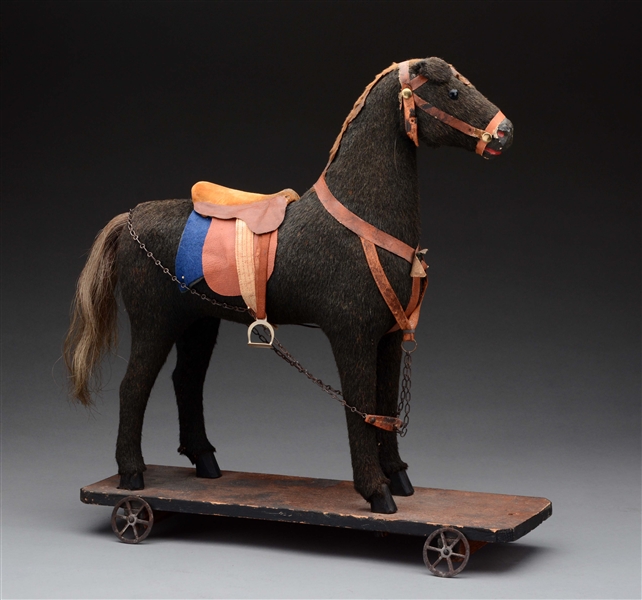 HORSE PULL TOY.