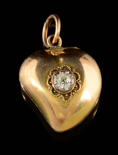 RARE 14K YELLOW GOLD HEART SHAPED DIAMOND VINAIGRETTE PENDANT. 