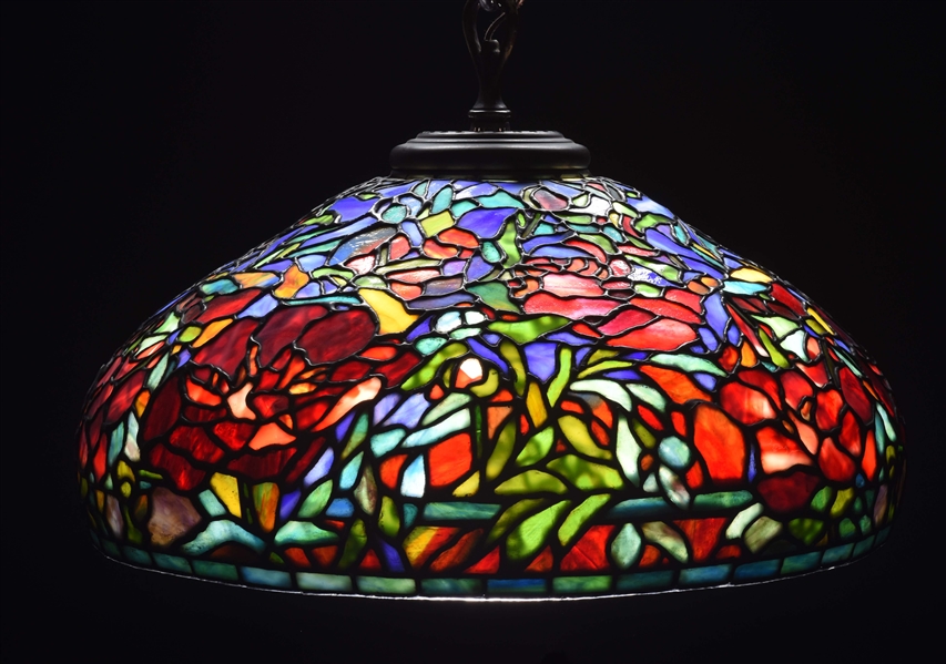 CONTEMPORARY LEADED HANGING LAMP.