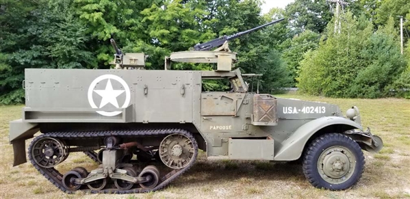 EXTREMELY DESIREABLE WWII US MILITARY M3 (M2A1) HALF-TRACK "PAPOOSE" USA-402413 WITH DUMMY DISPLAY MACHINE GUNS.