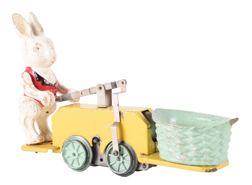 LIONEL PETER RABBIT CHICK-MOBILE WIND-UP.
