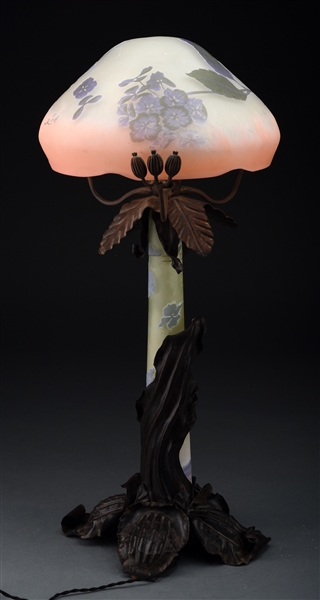 GALLE CAMEO TABLE LAMP.