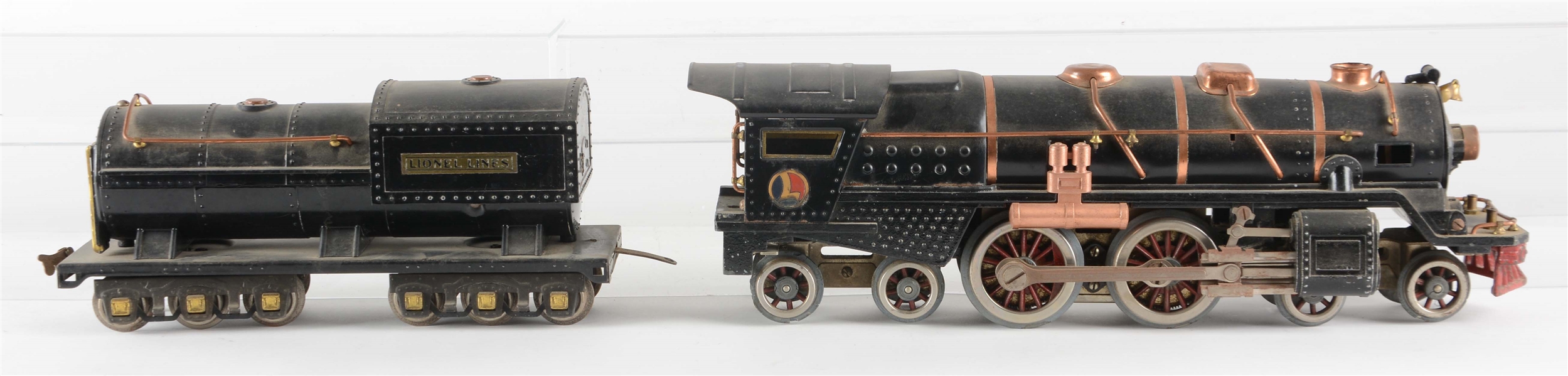 LOT OF 2: LIONEL 400 E IN STANDARD GAUGE TENDER & ENGINE WITH BOXES. 