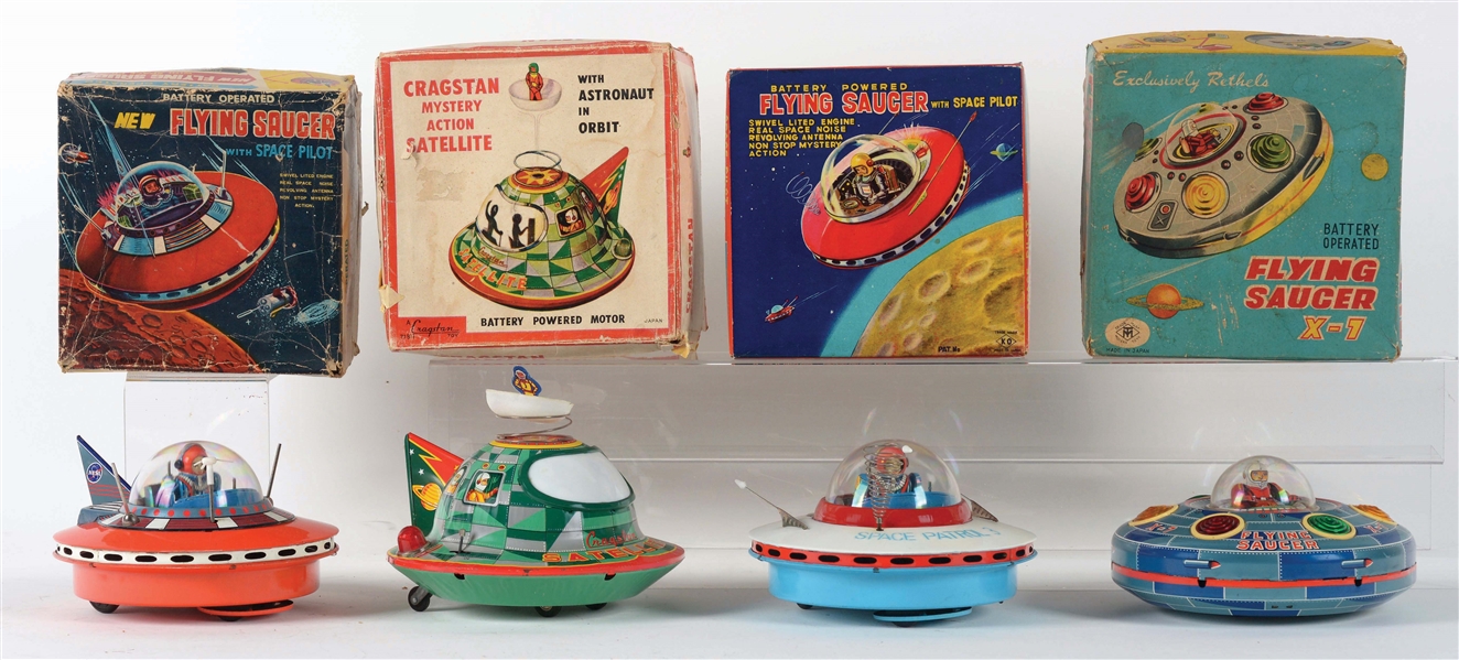 LOT OF 4: JAPANESE TIN-LITHO BATTERY OPERATED FLYING SAUCERS TOYS.
