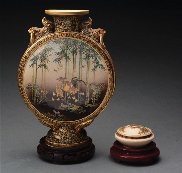 A FINE AND UNUSUAL SIGNED SATSUMA GILT-DECORATED MOON VASE, TOGETHER WITH A ROUND COVERED POWDER WITH BIRD DECORATION.
