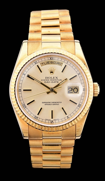 MENS 18K GOLD ROLEX PRESIDENT DAY-DATE CHAMPAGNE INDEX DIAL, REF. 118238 FULL SET W/B&P.