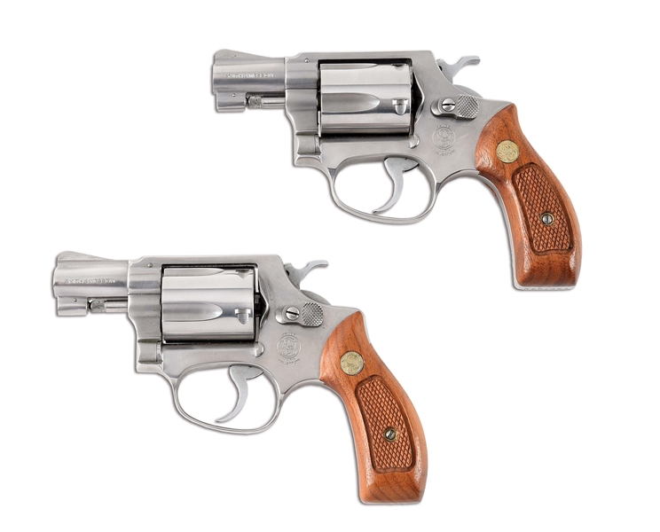 (M) LOT OF 2: CONSECUTIVE SERIAL NUMBER SMITH & WESSON MODEL 60 DOUBLE ACTION REVOLVERS.