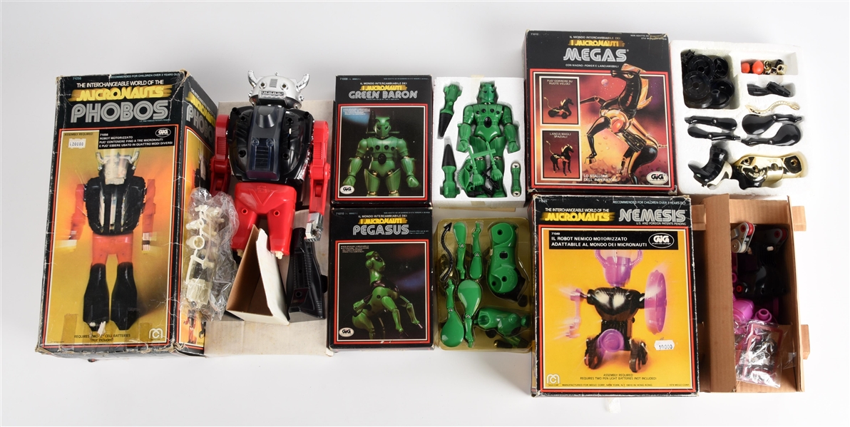 LOT OF 5: MEGO MICRONAUTS IN RGINAL BOXES.