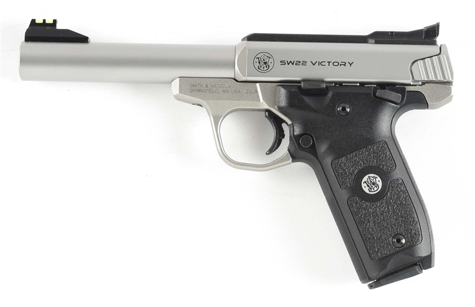 (M) SMITH & WESSON SW22 VICTORY SEMI-AUTOMATIC PISTOL WITH BOX.