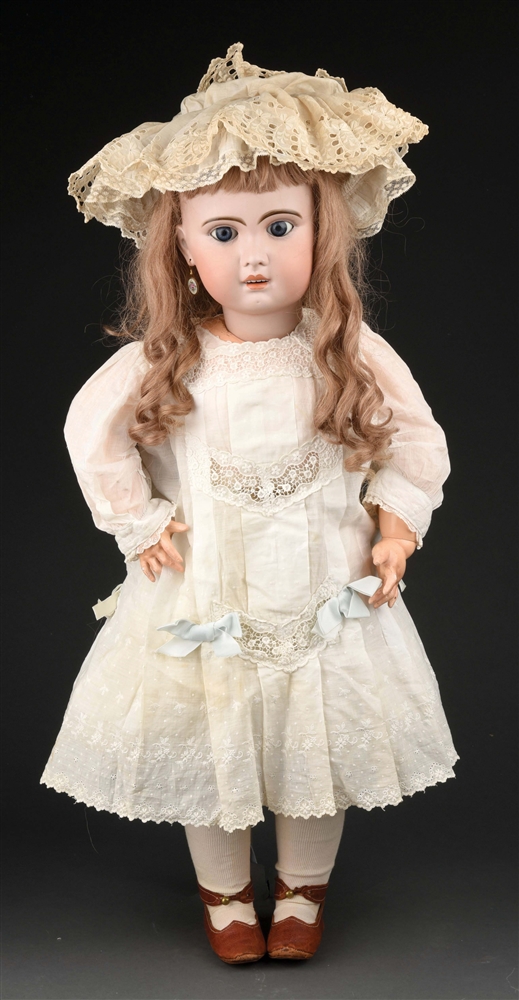 VERY PRETTY TRANSITIONAL PERIOD OPEN MOUTH JUMEAU 32".
