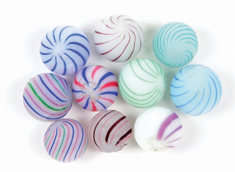 LOT OF 10: CLAMBROTH MARBLES.