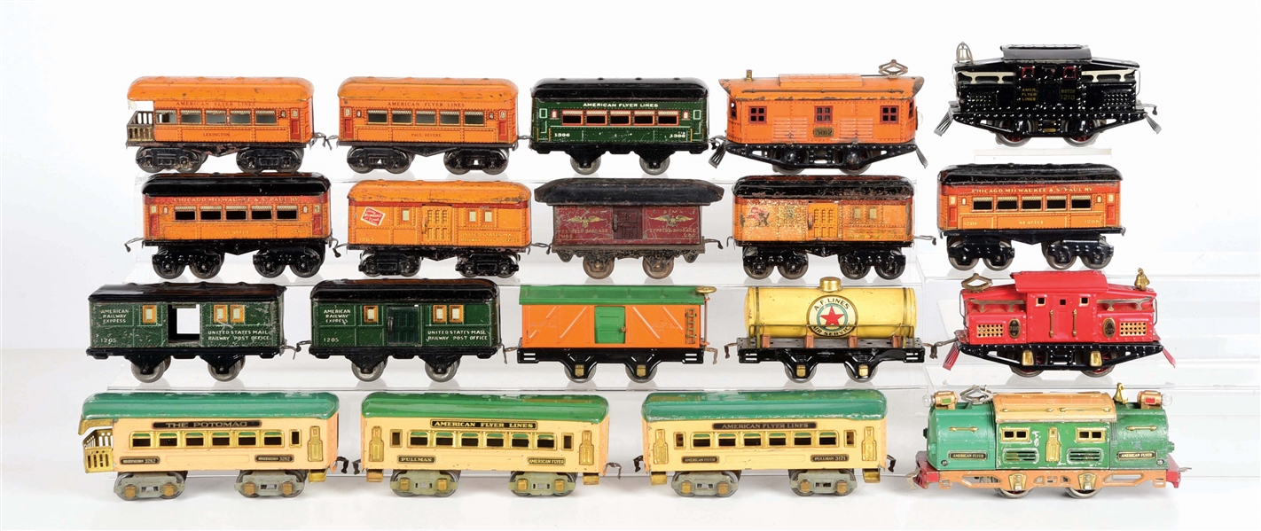 LARGE LOT OF AMERICAN FLYER LOCOMOTIVES, PASSENGER CARS & FREIGHT CARS.