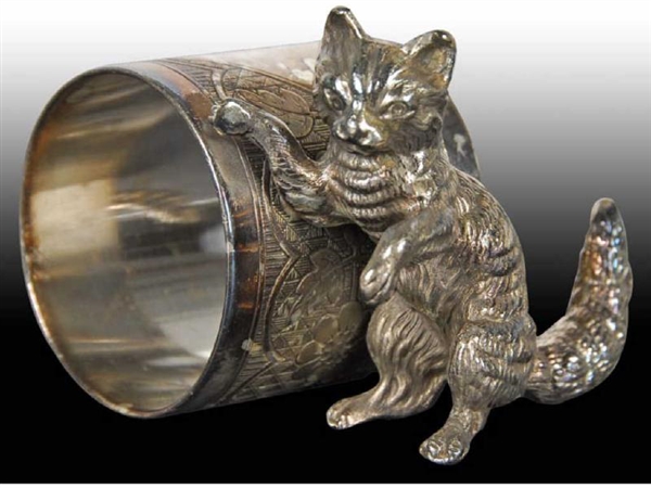 CAT ON HIND LEGS FIGURAL NAPKIN RING.             