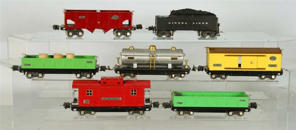 7-PIECE TINPLATE LIONEL O-GAUGE FREIGHT TRAIN WITH