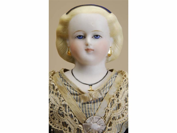 ALL ORIGINAL PARIAN LADY WITH MOLDED EARRINGS     