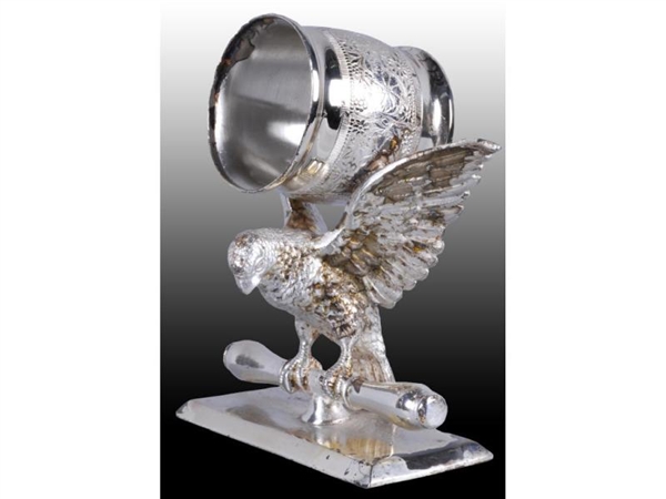 LARGE BIRD WITH SPREAD WINGS FIGURAL NAPKIN RING. 