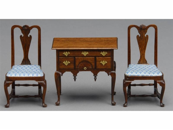 GERALD CRAWFORD DRESSING TABLE AND CHAIRS MN      