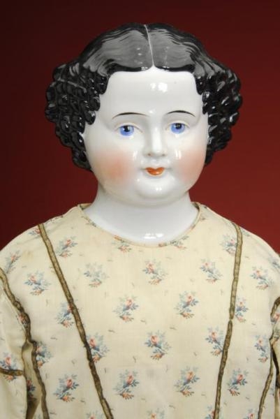 LARGE CHINA LADY WITH CURLS                       
