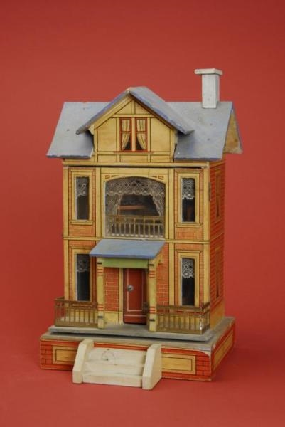 SMALL BLUE-ROOF GOTTSCHALK HOUSE                  