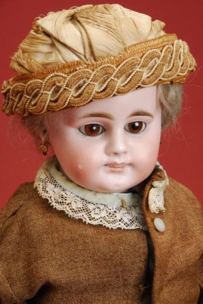 SMILING GERMAN FASHION DOLL WITH OPEN MOUTH       