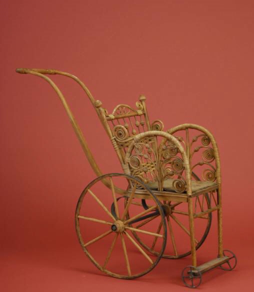 EARLY VICTORIAN CHILD STROLLER                    