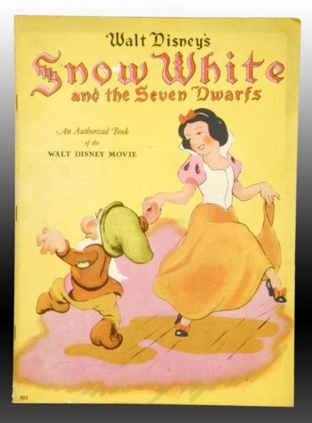 LOT OF 4: SNOW WHITE & ORPHAN ANNIE BOOKS.        