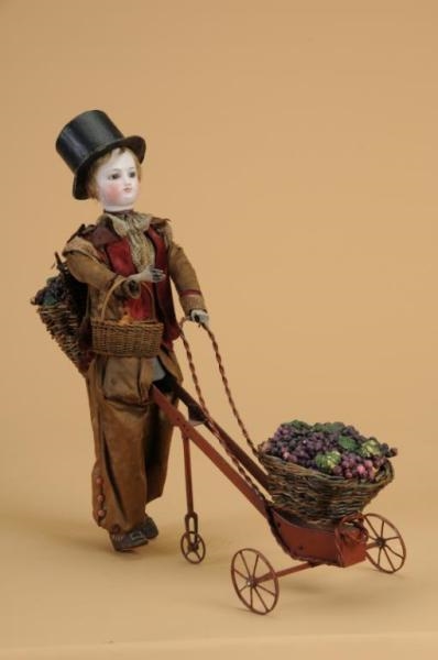 UNUSUALLY LARGE VICHY GRAPE VENDOR MECHANICAL TOY 