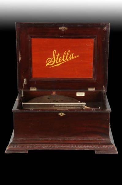 STELLA MUSIC BOX WITH METAL RECORDS.              