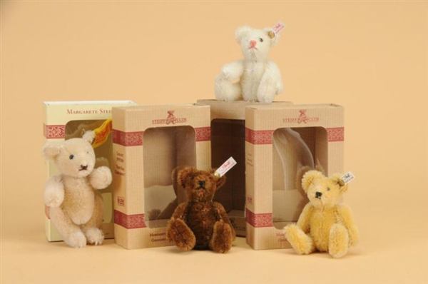 LOT: FOUR STEIFF BEARS WITH ORIGINAL BOXES        