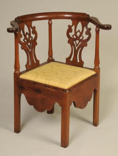 ENGLISH CHIPPENDALE STYLE CORNER CHAIR.           