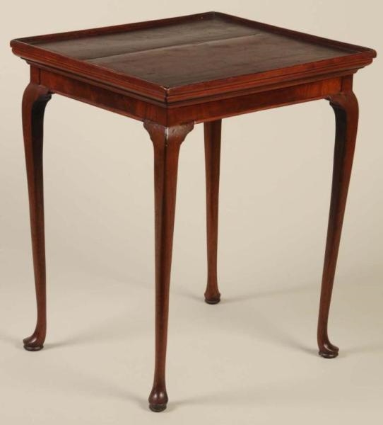AMERICAN QUEEN ANNE TRAY-TOP TEA TABLE.           