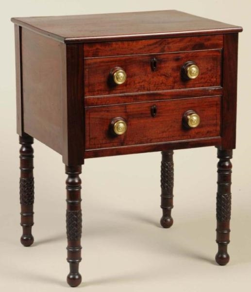 NEW YORK LATE FEDERAL TWO-DRAWER MAHOGANY STAND.  