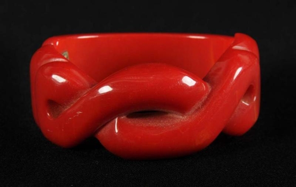 BAKELITE RED CLAMP BRACELET WITH CHAIN LINK DESIGN
