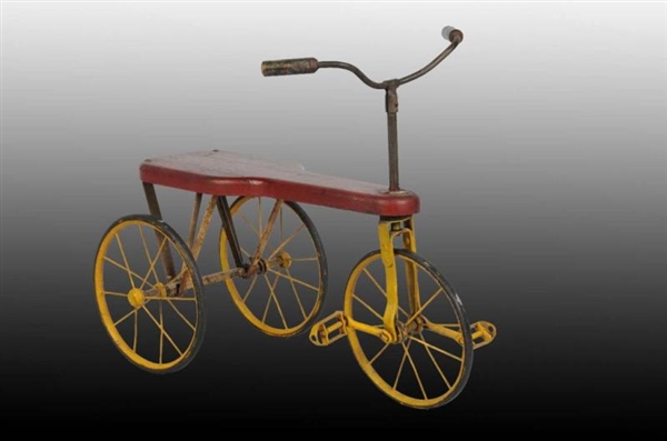 CHILDS EARLY TRICYCLE.                           