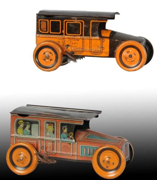LOT OF 2: TIN CHEIN AUTOMOBILE WIND-UP TOYS.      