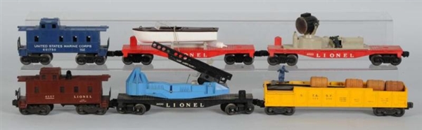 LOT OF 6: LIONEL O-GAUGE FREIGHT CARS.            