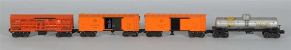 LOT OF 4: LIONEL FREIGHT CARS.                    