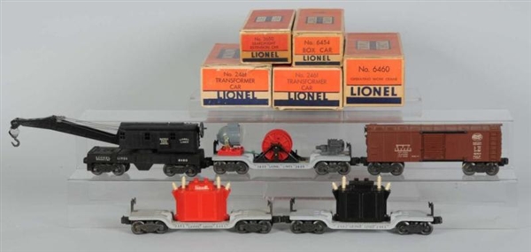 LOT OF 5: LIONEL FREIGHT CARS IN OB               