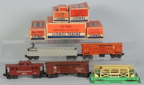 LOT OF 4: LIONEL FREIGHT CARS IN OB               