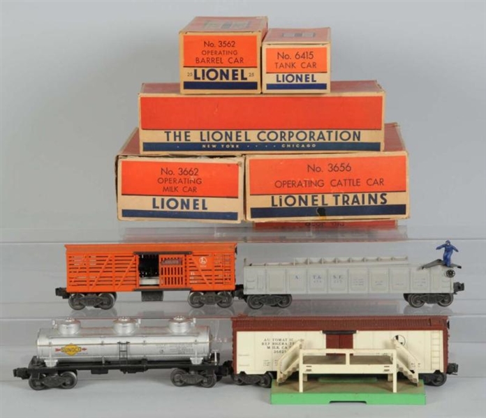 LOT OF 4: LIONEL O-GAUGE FREIGHT CARS IN OB       