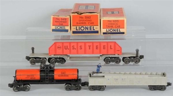LOT OF 3: LIONEL O-GAUGE FREIGHT CARS IN OB       