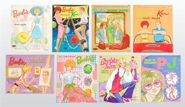 LOT OF BARBIE PAPER DOLLS, COLORING BOOKS.        