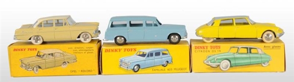 LOT OF 3: DINKY TOYS DIE-CAST AUTOMOBILES.        