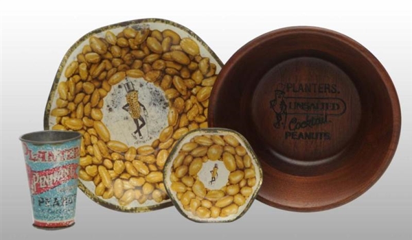 LOT OF PLANTERS PEANUT DISHES WITH SCOOP.         