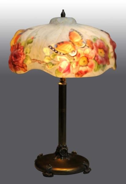 PUFFY PAIRPOINT LAMP WITH BUTTERFLIES.            